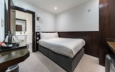 Central Park Hotel