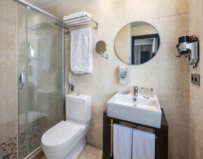 Hotel Sallés Aeroport Girona