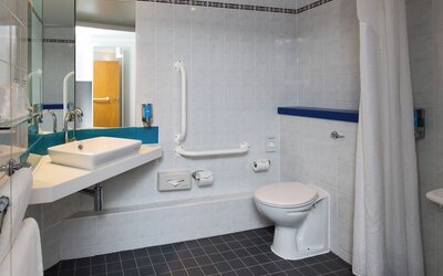 Holiday Inn Express London Hammersmith by IHG