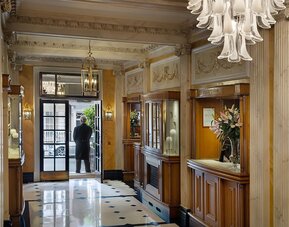 47 Park Street - Grand Residences by Marriott
