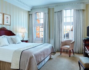 47 Park Street - Grand Residences by Marriott