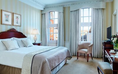 47 Park Street - Grand Residences by Marriott
