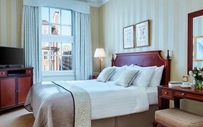 47 Park Street - Grand Residences by Marriott