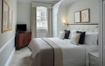 47 Park Street - Grand Residences by Marriott