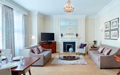 47 Park Street - Grand Residences by Marriott