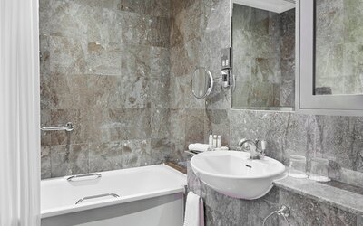 47 Park Street - Grand Residences by Marriott