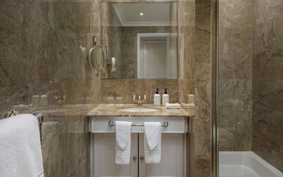 47 Park Street - Grand Residences by Marriott