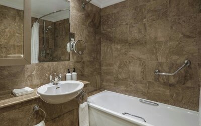 47 Park Street - Grand Residences by Marriott