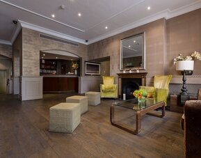 Phoenix Hotel