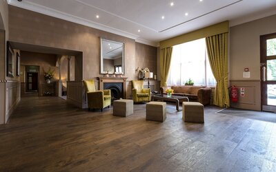 Phoenix Hotel