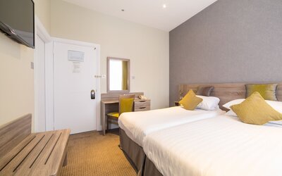 Phoenix Hotel
