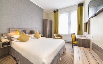 Phoenix Hotel