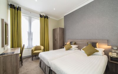 Phoenix Hotel