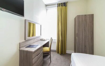 Phoenix Hotel