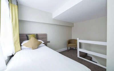 Phoenix Hotel