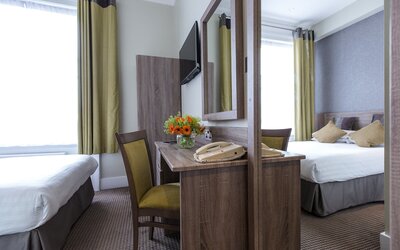 Phoenix Hotel