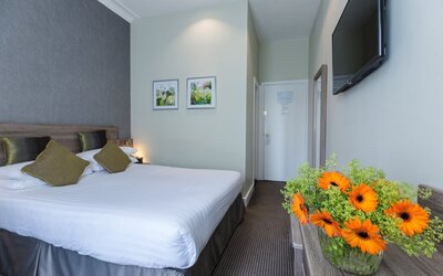 Phoenix Hotel