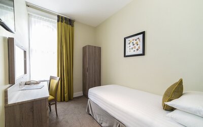 Phoenix Hotel