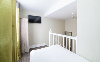 Phoenix Hotel