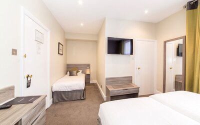 Phoenix Hotel