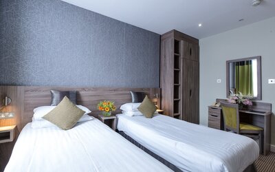 Phoenix Hotel