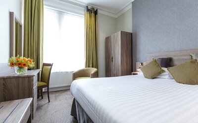 Phoenix Hotel