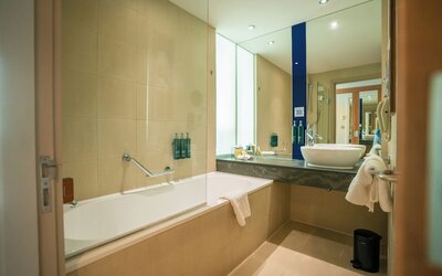 The Manchester Deansgate Hotel by IHG