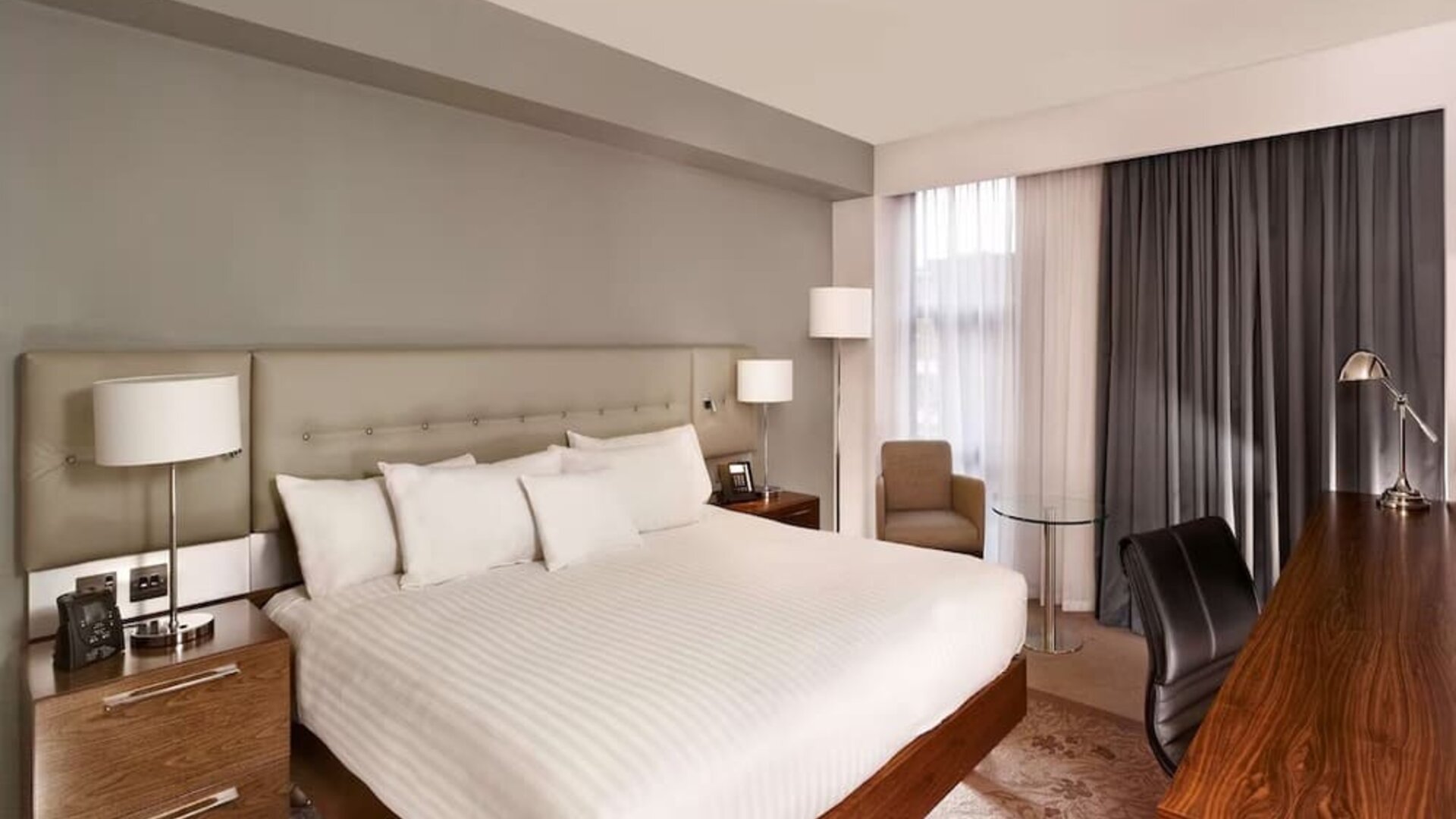 Day use room with work desk at DoubleTree By Hilton Lincoln.