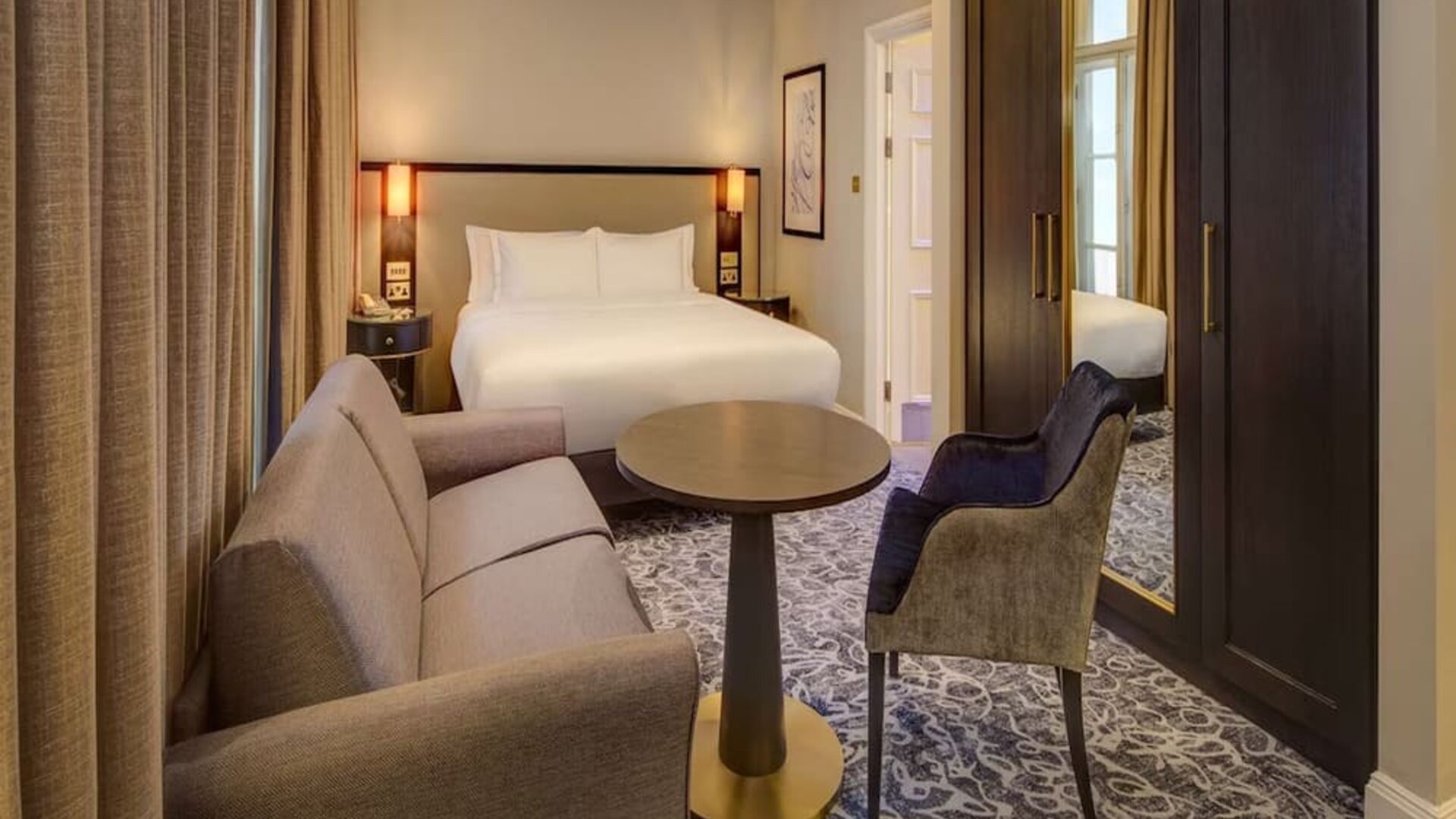 Day use room with sofa at Hilton London Euston.