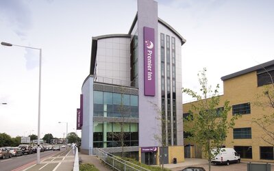 Premier Inn London Wimbledon South