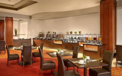 Dining area at DoubleTree By Hilton Coventry Building Society Arena.