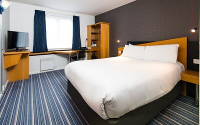 Holiday Inn Express Manchester East by IHG