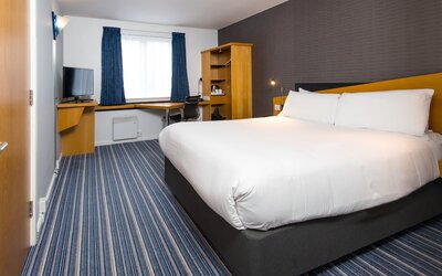 Holiday Inn Express Manchester East by IHG