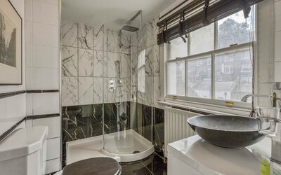 Opulence Boutique Hotel