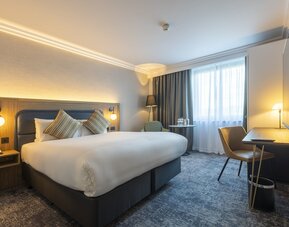 Crowne Plaza Manchester Airport by IHG