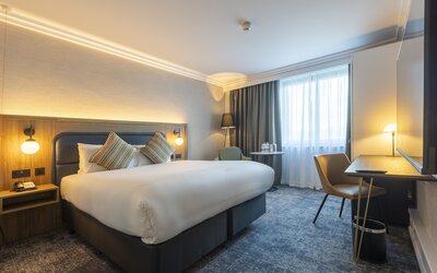 Crowne Plaza Manchester Airport by IHG