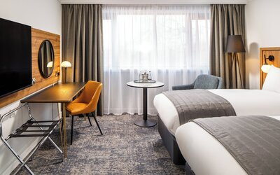 Crowne Plaza Manchester Airport by IHG