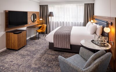 Crowne Plaza Manchester Airport by IHG