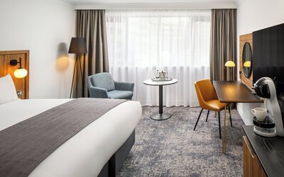 Crowne Plaza Manchester Airport by IHG