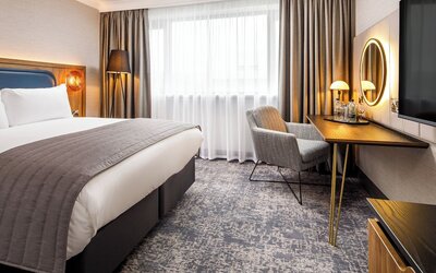 Crowne Plaza Manchester Airport by IHG