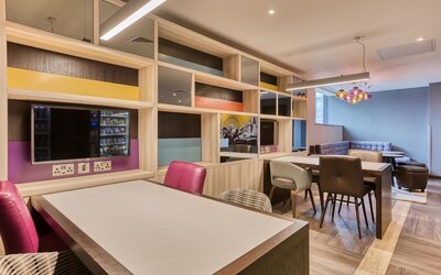 Premier Inn Manchester Cc Princess Street