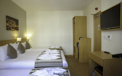 Kings Cross Inn Hotel
