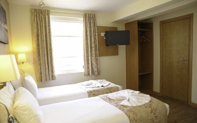 Kings Cross Inn Hotel