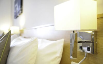 Kings Cross Inn Hotel