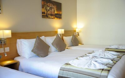 Kings Cross Inn Hotel