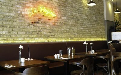 Kings Cross Inn Hotel