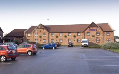 Premier Inn Manchester - Denton