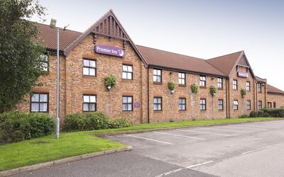 Premier Inn Manchester - Denton