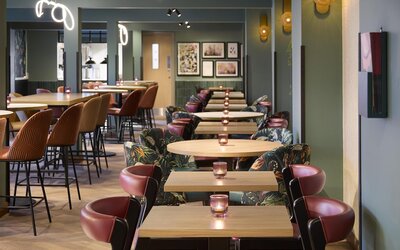 Premier Inn Manchester - Sale