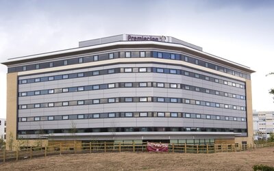Premier Inn Manchester Airport - M56/J6 Runger Lane North